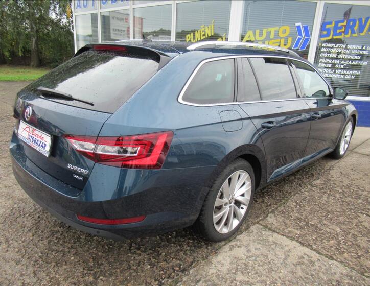 Škoda Superb Kombi 2,0 l 140 kw