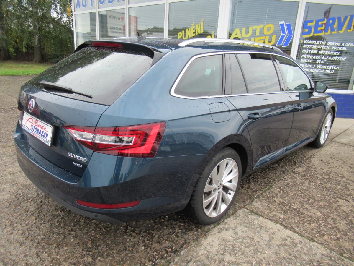 Škoda Superb Kombi 2,0 l 140 kw