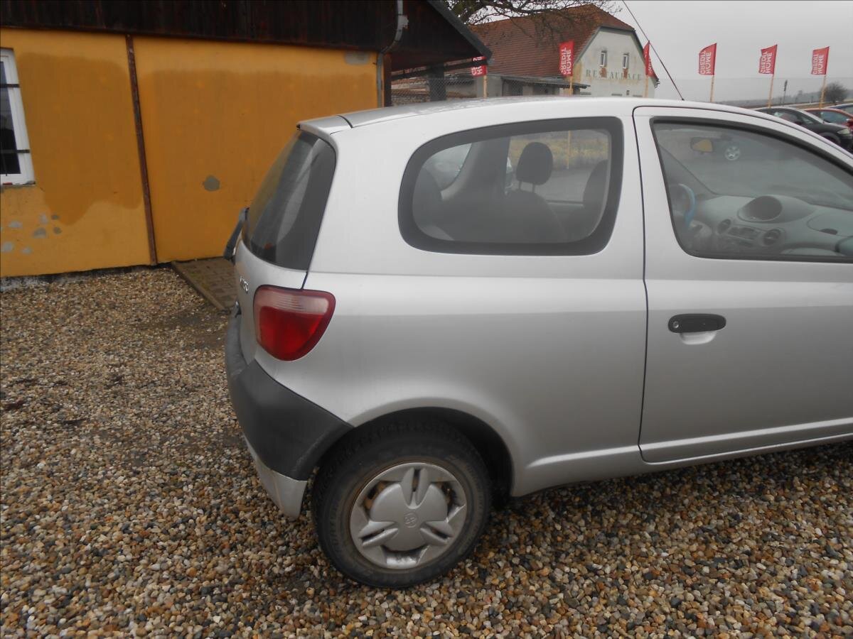 Toyota Yaris Hatchback 998,0 50 kw