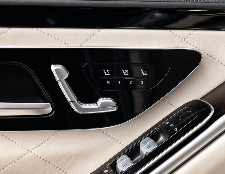 Mercedes-Benz Třídy S 8