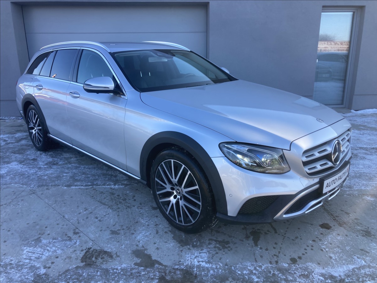 Mercedes-Benz Třídy E