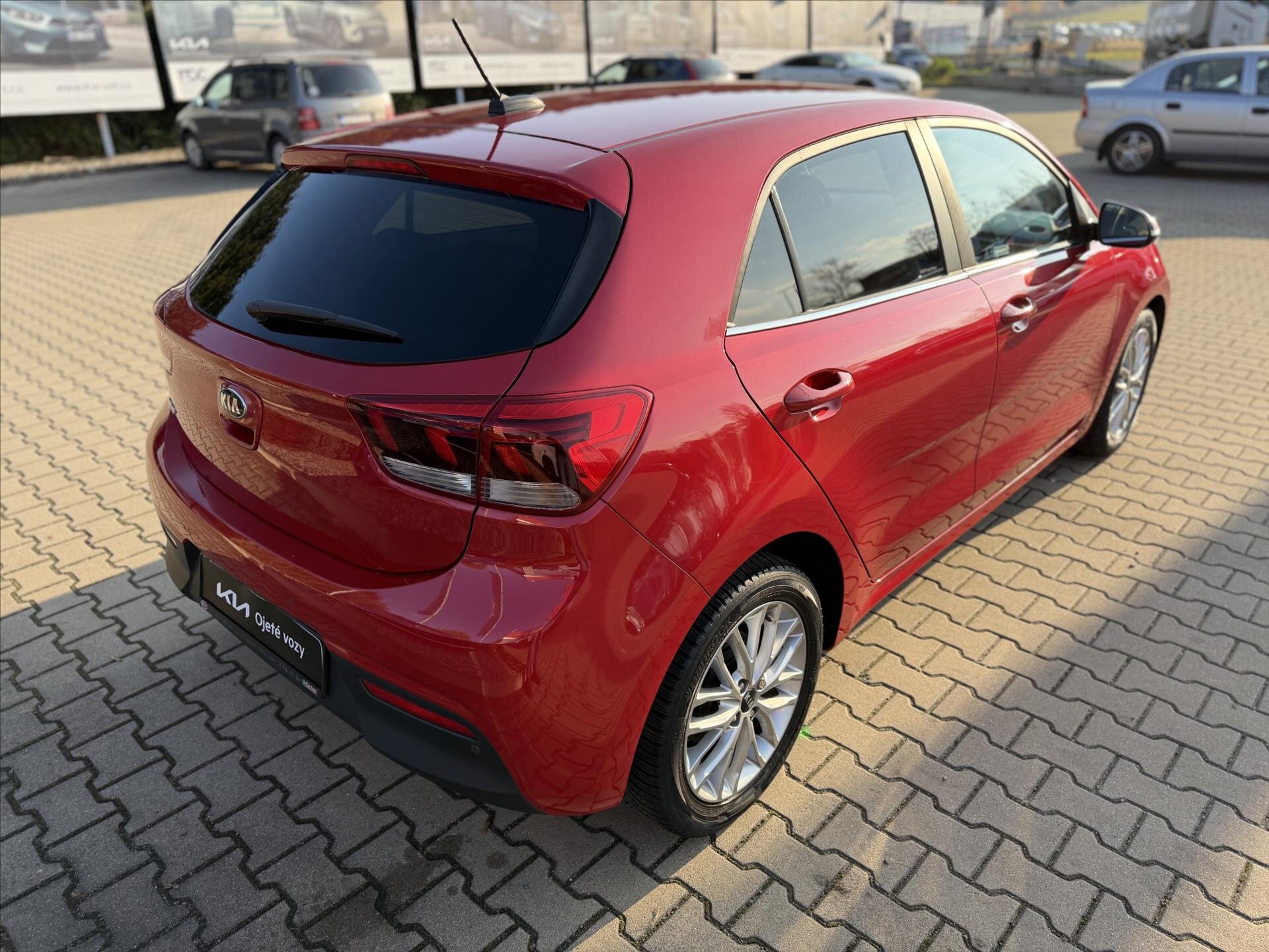 KIA Rio Hatchback 1,4 l 73 kw