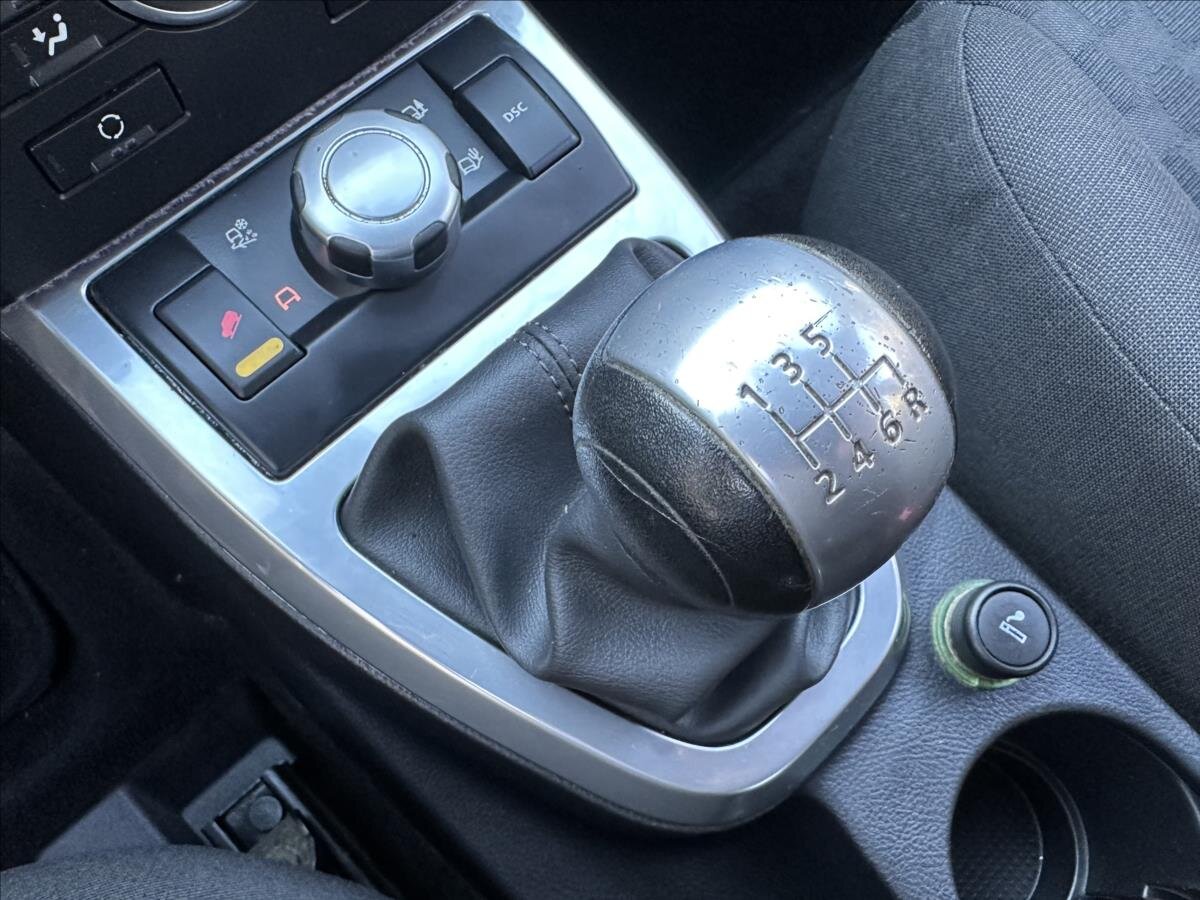 Land Rover Freelander SUV 2,2 l 112 kw