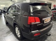 KIA Sorento 4