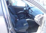 Mitsubishi Outlander 11