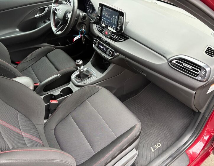 Hyundai i30 8