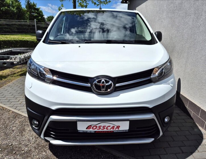 Toyota ProAce 10