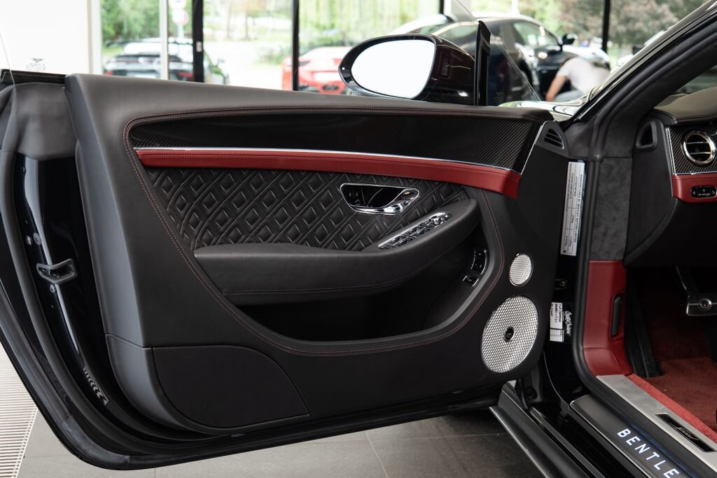 Bentley Continental GT Kupé 6,0 l 485 kw