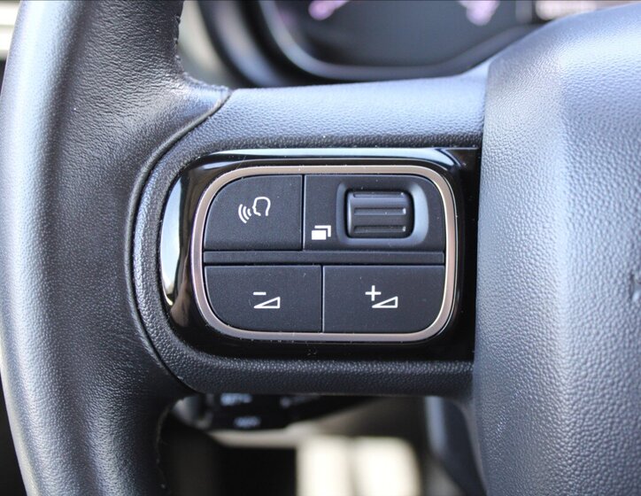 Citroën Berlingo MPV 1,5 l 96 kw