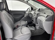 Toyota Yaris Hatchback 998,0 50 kw