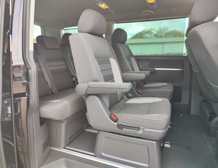 Volkswagen Multivan 12