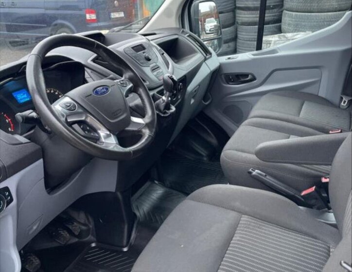 Ford Transit Skříň 2,0 l 96 kw