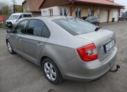 Škoda Rapid Sedan / Limuzína 1,2 l 77 kw