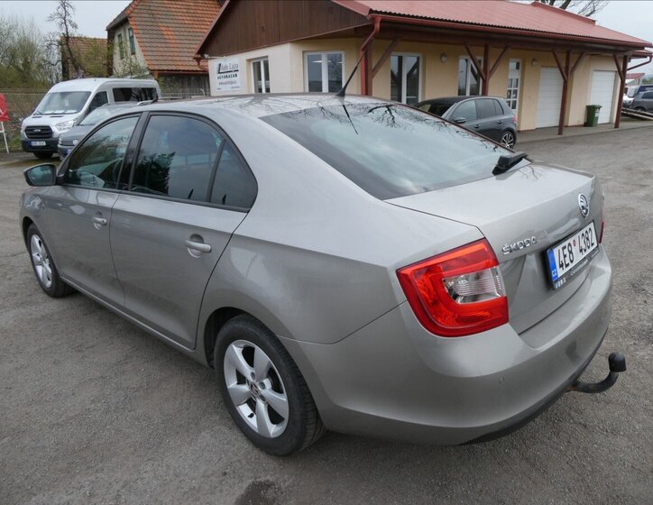 Škoda Rapid Sedan / Limuzína 1,2 l 77 kw
