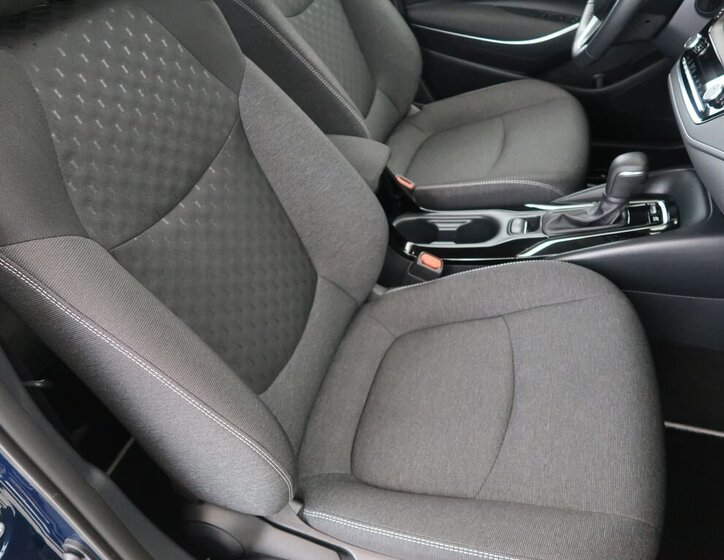 Toyota Corolla Sedan / Limuzína 1,8 l 72 kw