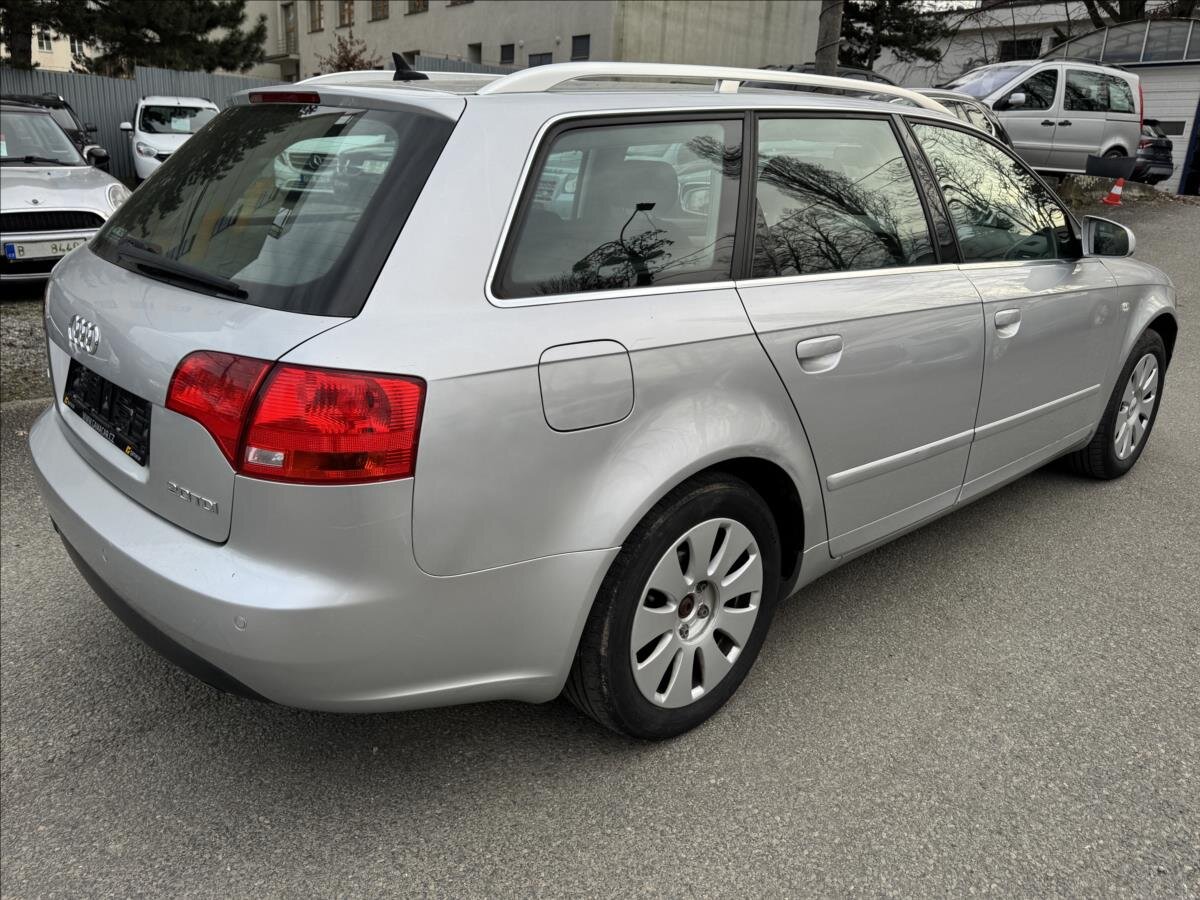 Audi A4 Kombi 2,0 l 103 kw