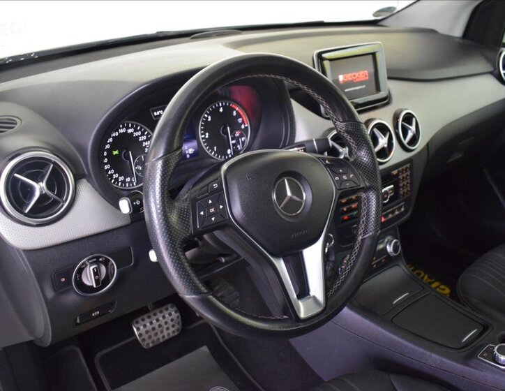 Mercedes-Benz Třídy B Hatchback 1,5 l 80 kw