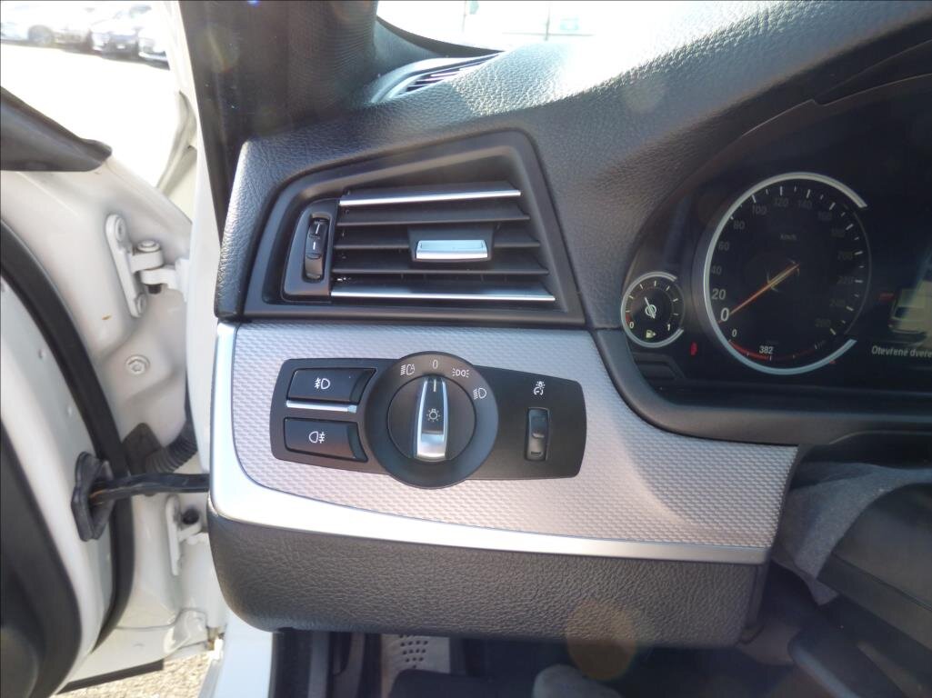 BMW Řada 5 Kombi 2,0 l 160 kw