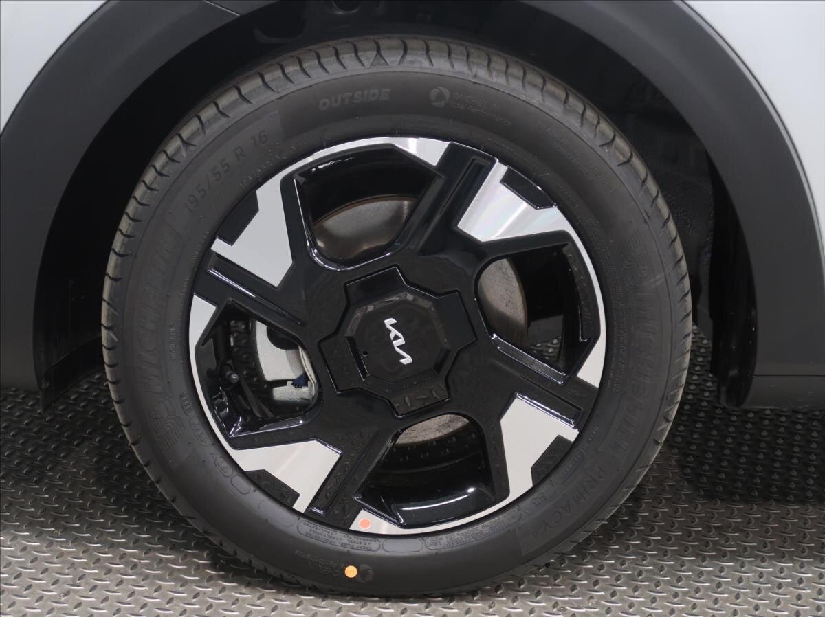 KIA Stonic SUV / Terénní 998,0 74 kw