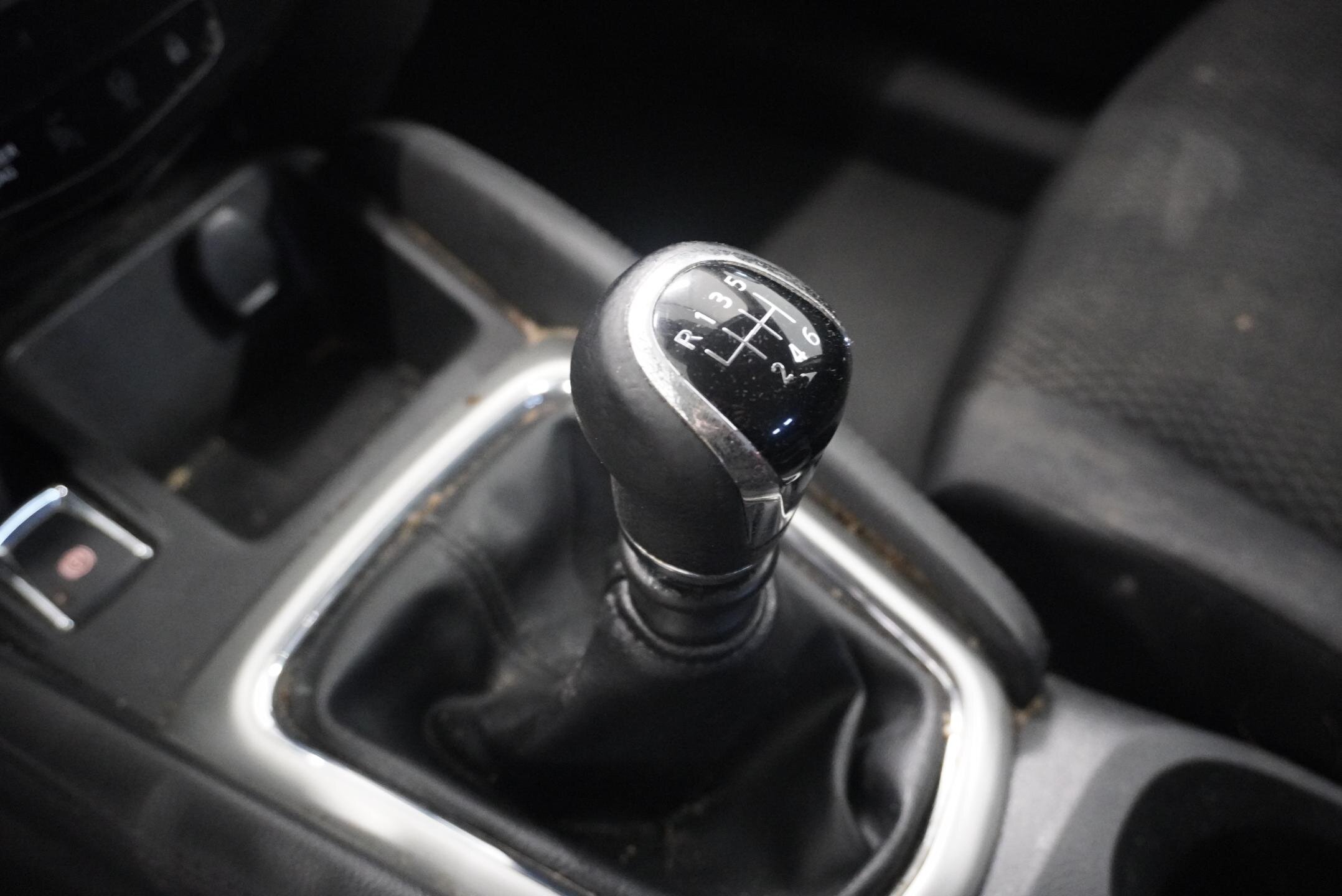 Nissan Qashqai SUV 1,2 l 85 kw