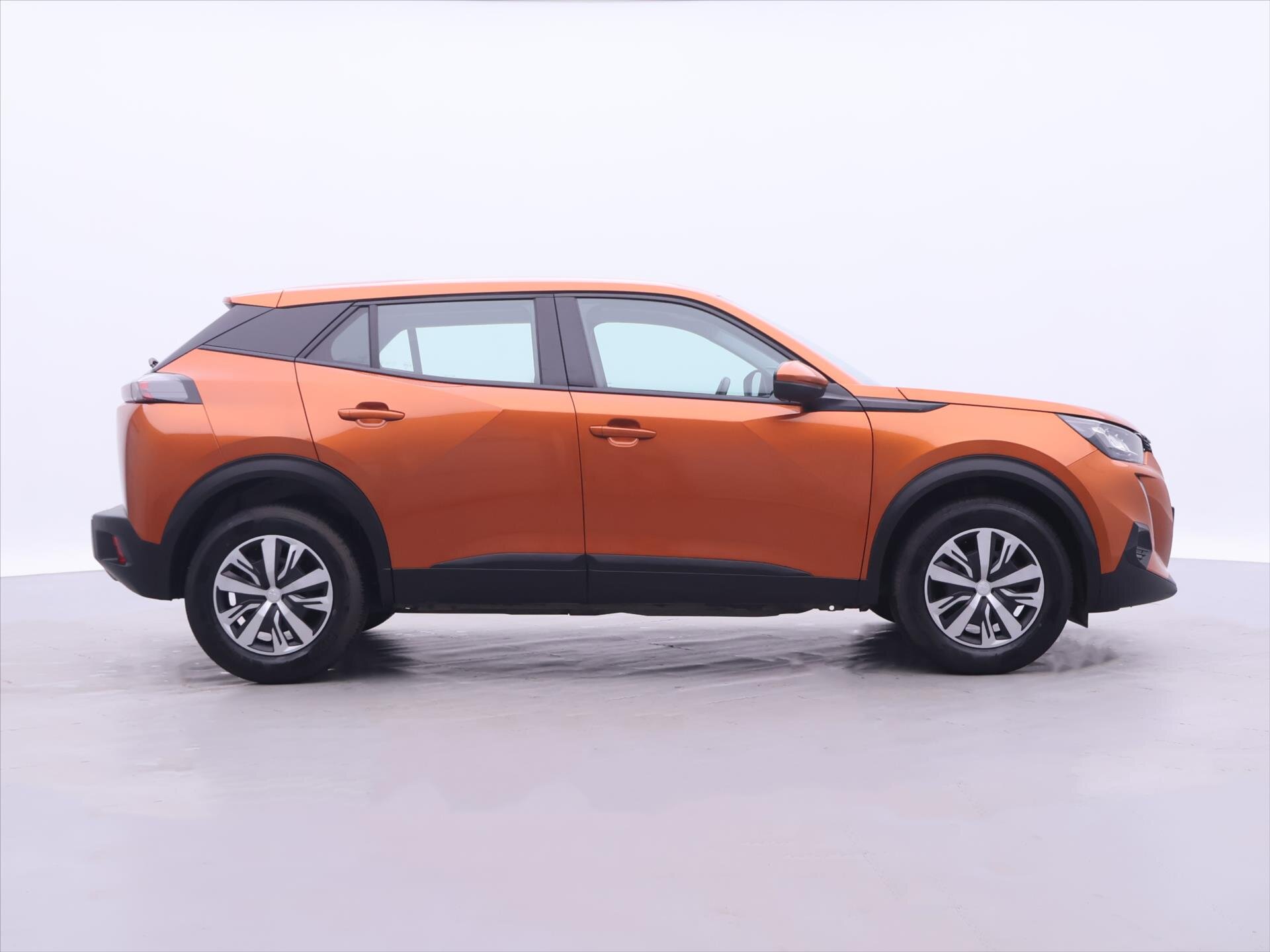 Peugeot 2008 SUV / Terénní 1,2 l 74 kw