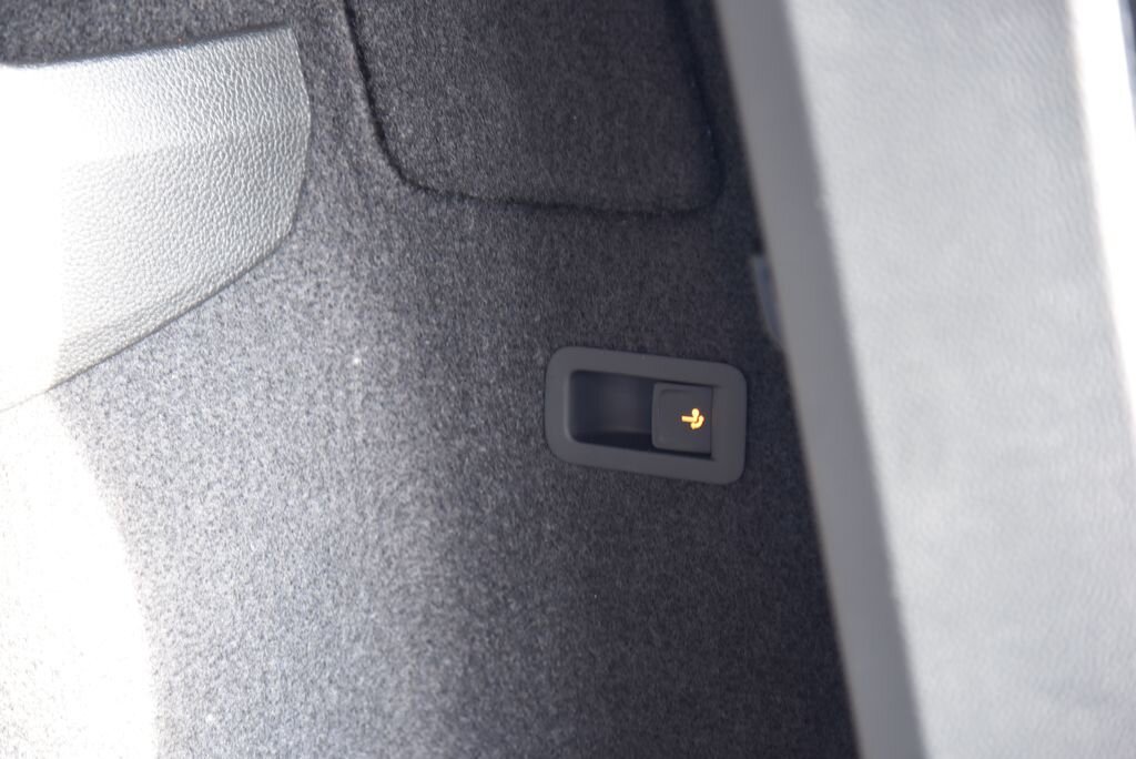 Škoda Karoq SUV 1,5 l 110 kw