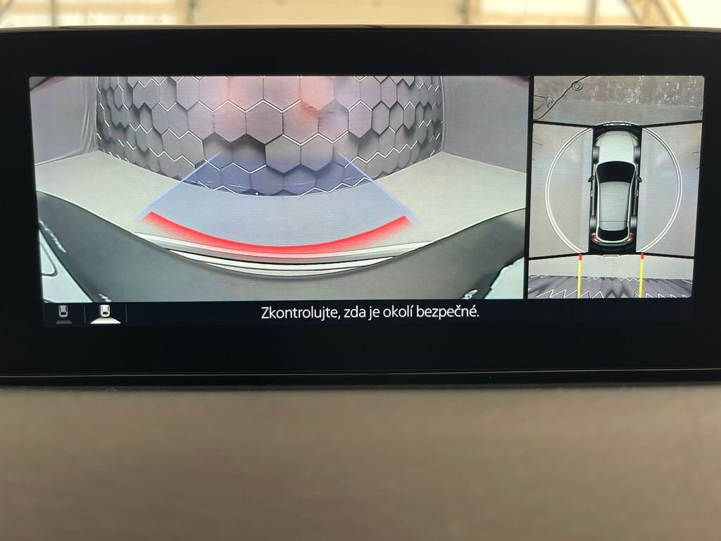 Mazda MX-30 SUV / Terénní 0,0 107 kw