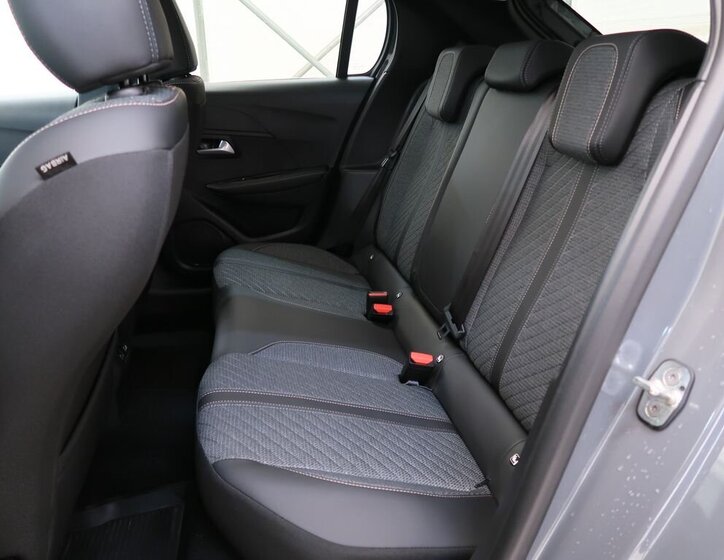 Peugeot 208 Hatchback 1,2 l 74 kw