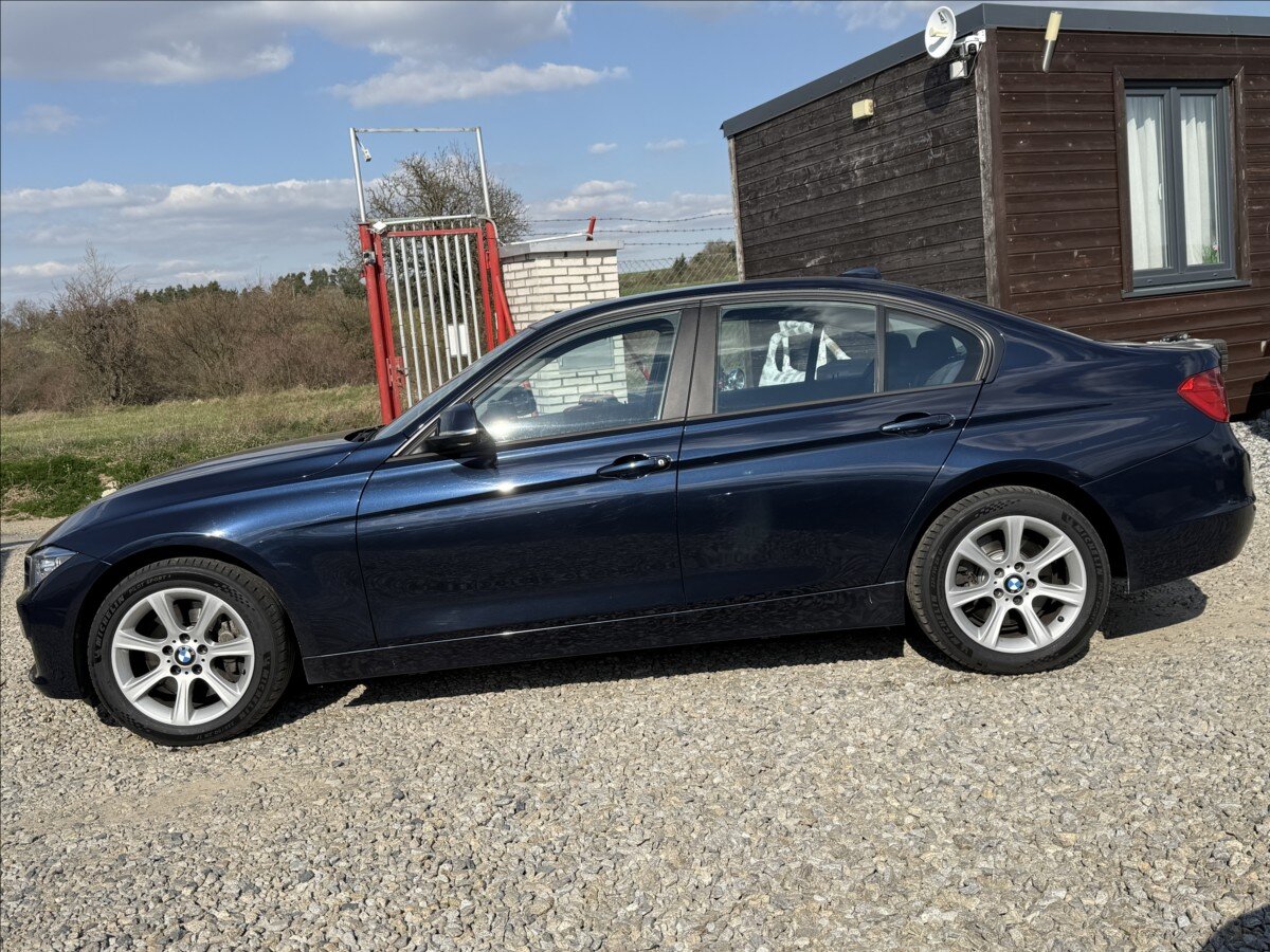 BMW Řada 3 Sedan 3,0 l 225 kw