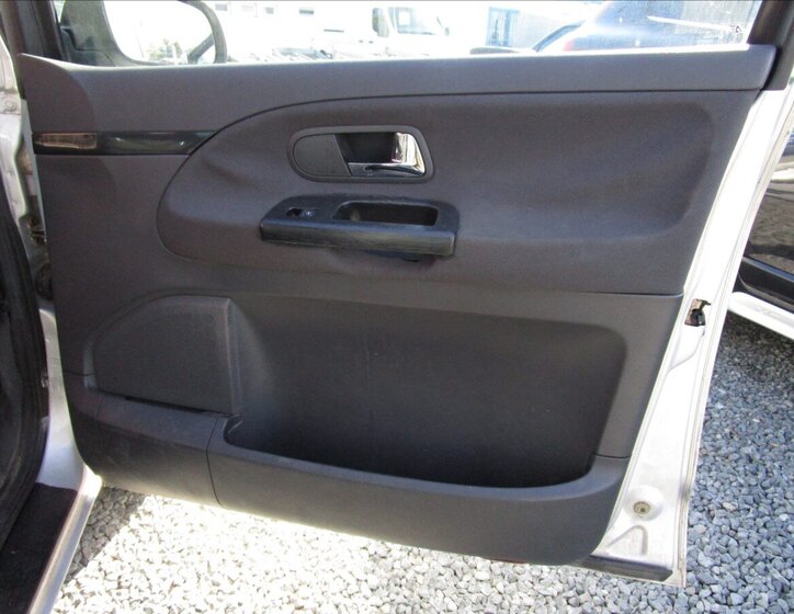 Volkswagen Sharan Kombi 1,9 l 85 kw