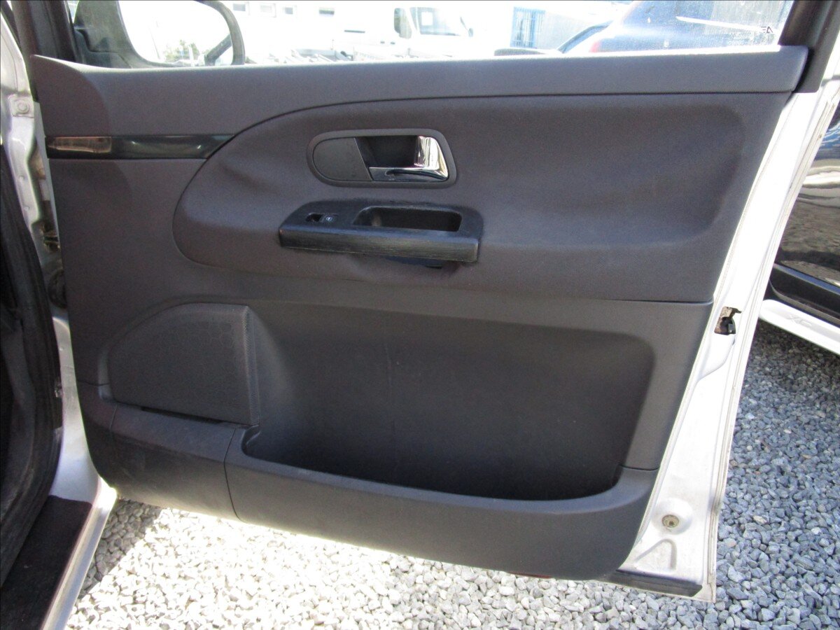 Volkswagen Sharan Kombi 1,9 l 85 kw