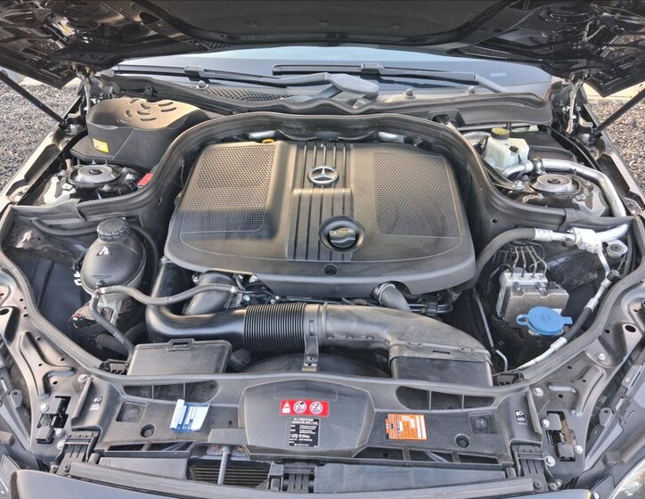 Mercedes-Benz Třídy E Kombi 2,1 l 125 kw