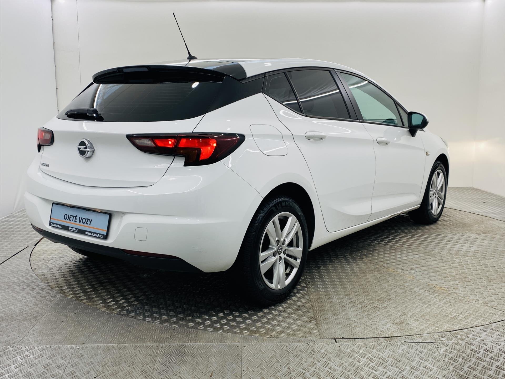 Opel Astra Hatchback 1,4 l 74 kw