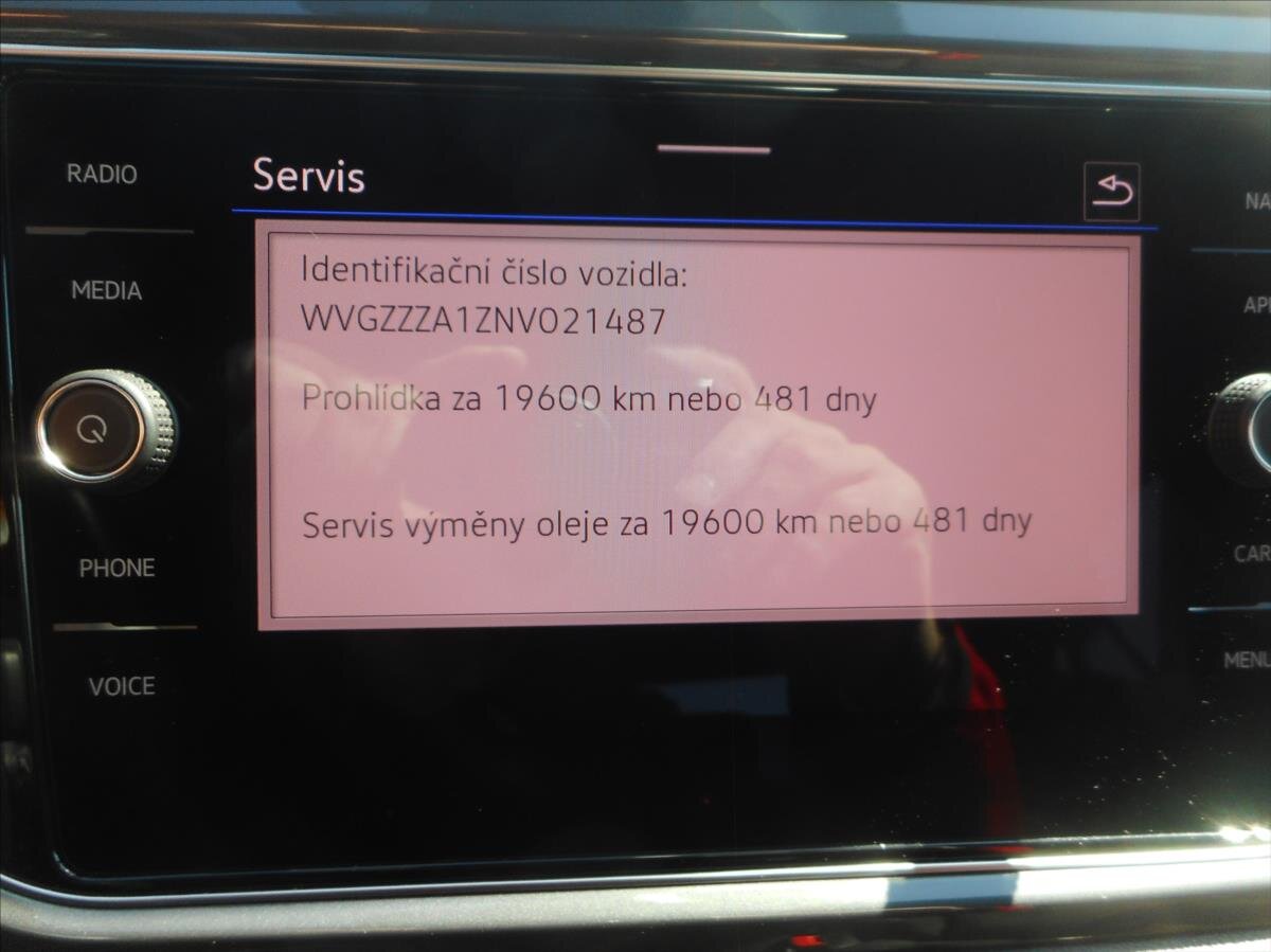 Volkswagen T-Roc SUV / Terénní 1,5 l 110 kw