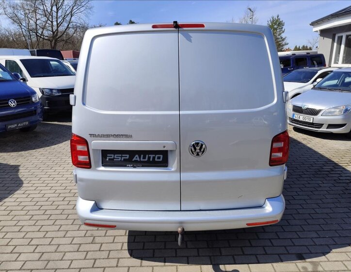 Volkswagen Transporter Kombi 2,0 l 110 kw