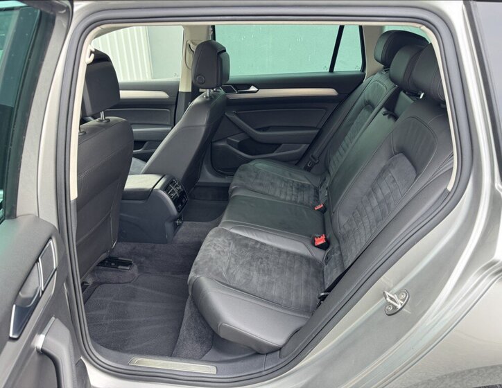 Volkswagen Passat 19