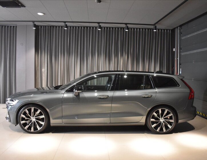 Volvo V60 Kombi 2,0 l 145 kw