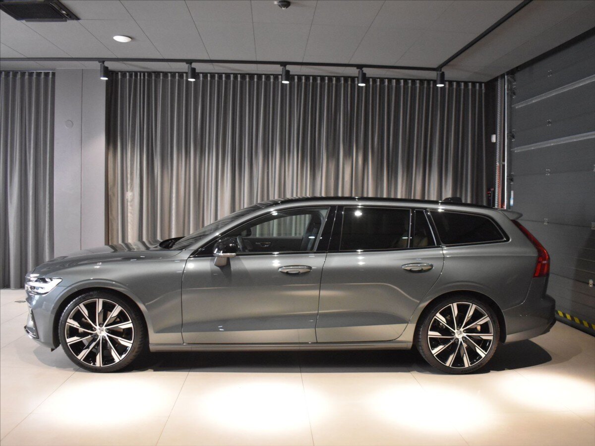 Volvo V60 Kombi 2,0 l 145 kw