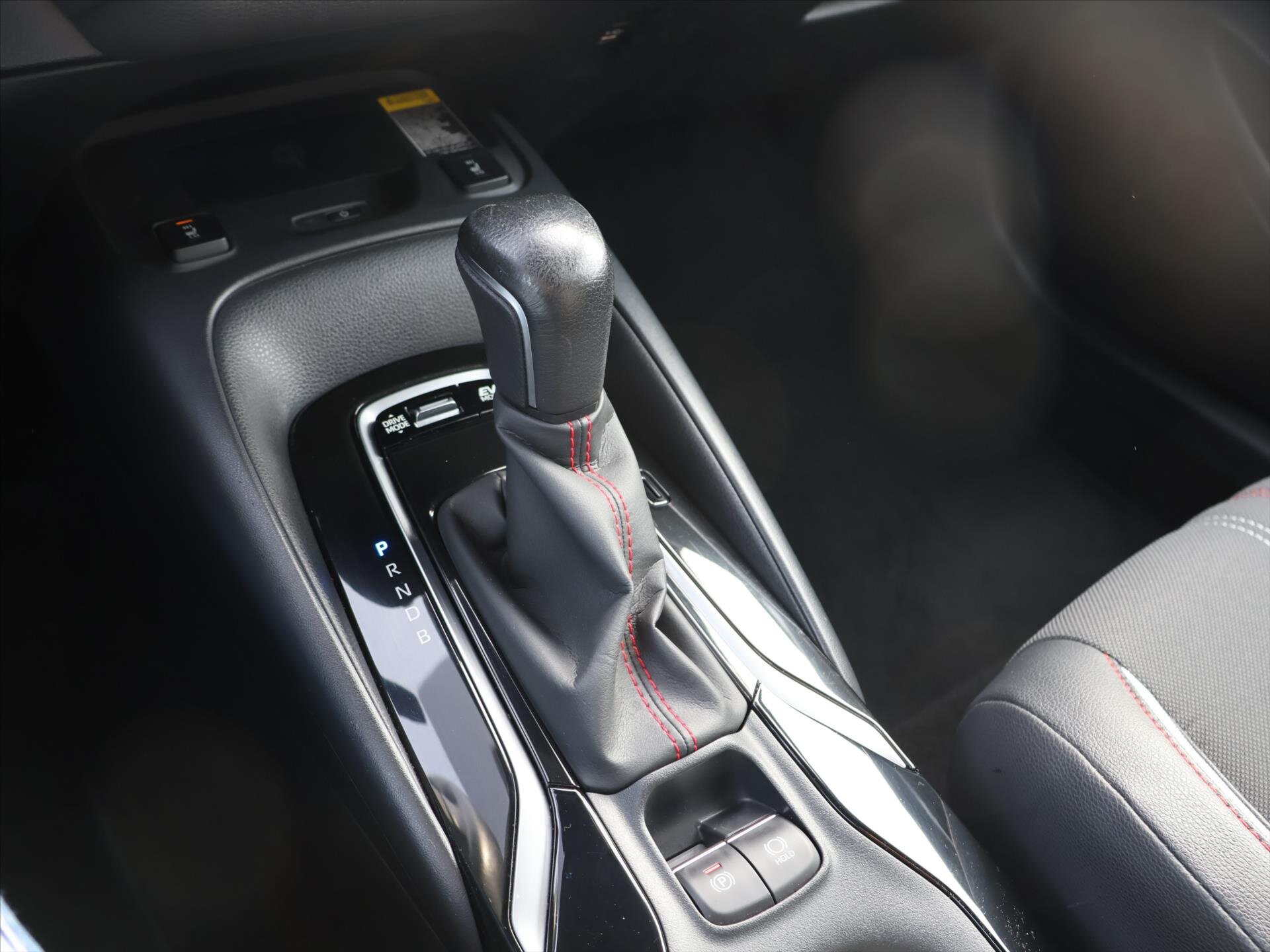 Toyota Corolla Sedan / Limuzína 1,8 l 72 kw