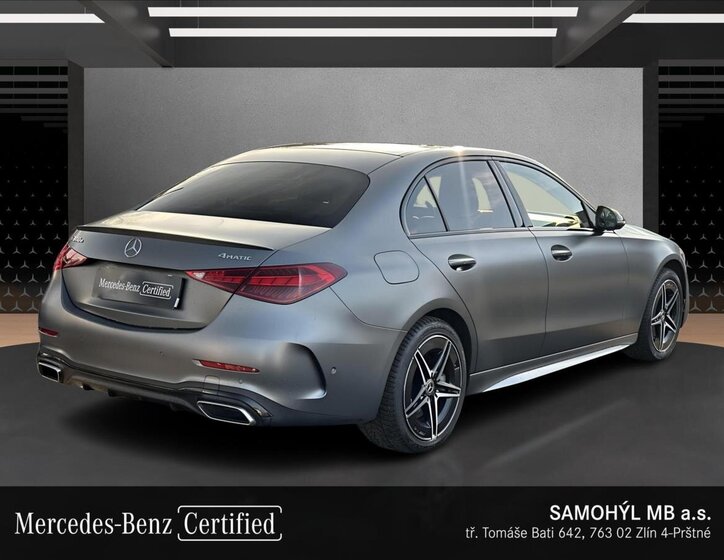 Mercedes-Benz Třídy C Sedan 2,0 l 150 kw