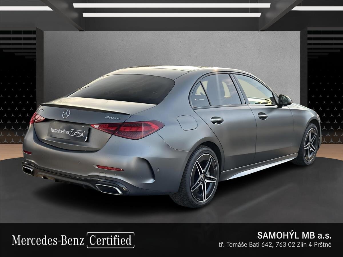Mercedes-Benz Třídy C Sedan 2,0 l 150 kw