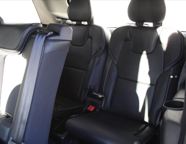 Volvo XC90 SUV / Terénní 2,0 l 173 kw