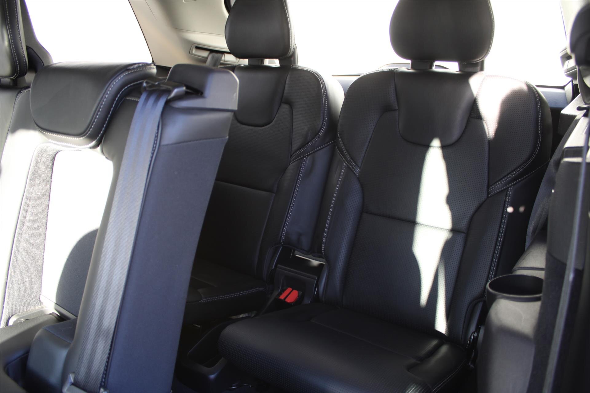 Volvo XC90 SUV / Terénní 2,0 l 173 kw