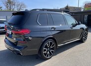 BMW X7 SUV / Terénní 3,0 l 195 kw