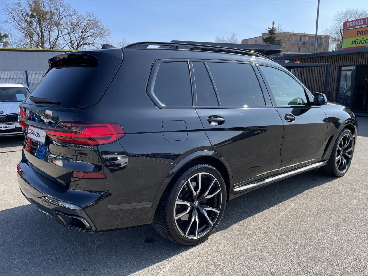 BMW X7 SUV / Terénní 3,0 l 195 kw