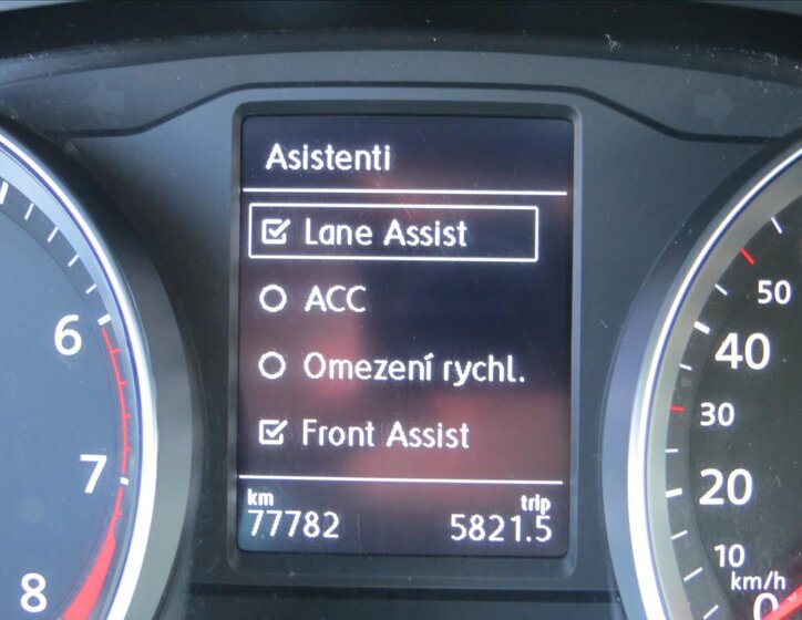 Volkswagen Passat Kombi 1,5 l 110 kw