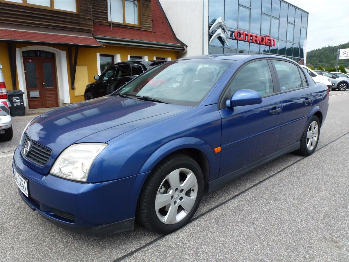 Opel Vectra Sedan / Limuzína 1,8 l 90 kw