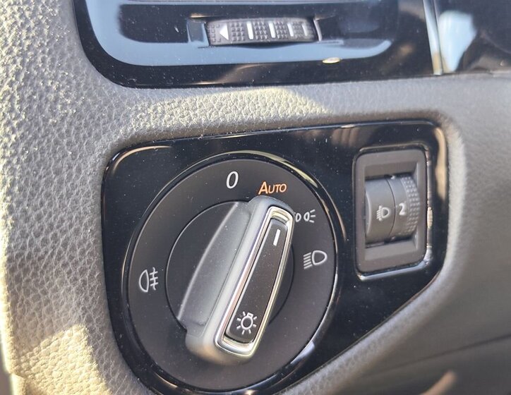 Volkswagen Golf Hatchback 1,6 l 85 kw