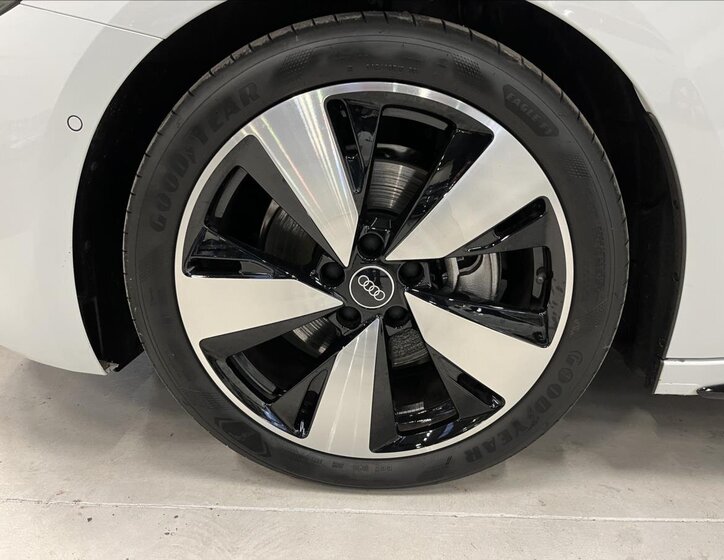 Audi A5 Kombi 2,0 l 150 kw