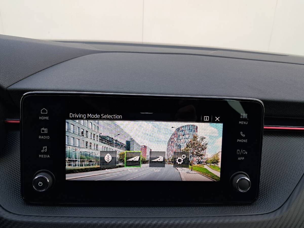 Škoda Kamiq Hatchback 1,5 l 110 kw